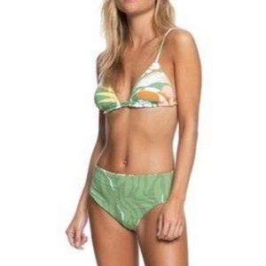 Reversible Roxy Bikini Top in Print Wildflowers Tiki Tri